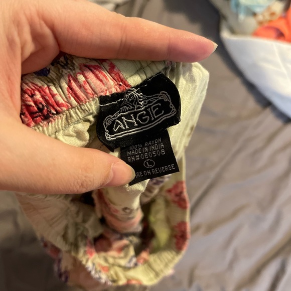 Angie high waisted floral shorts - Picture 4 of 4